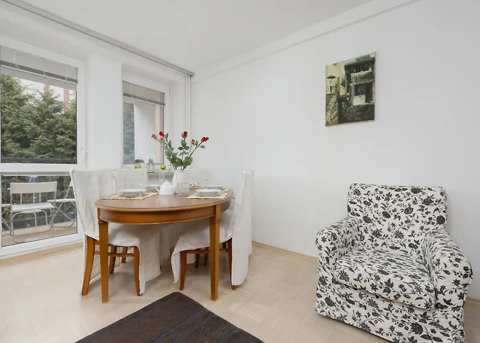 Apartment Okopowa Rodzinny Z Balkonem By Renters Warsaw