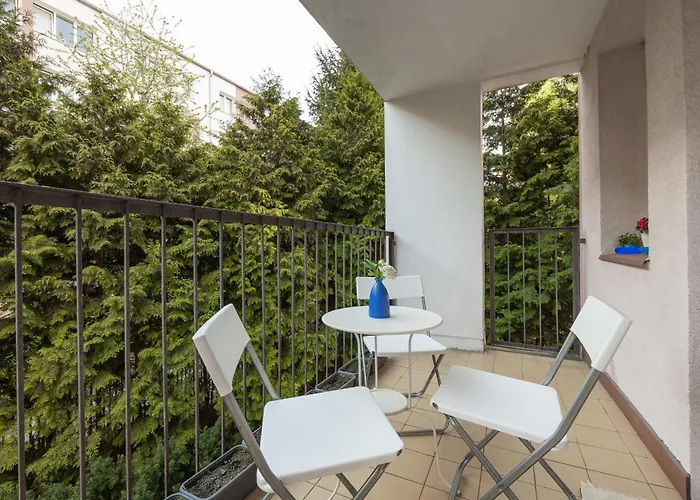 Okopowa Rodzinny Z Balkonem By Renters Apartment