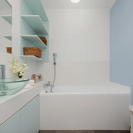 Apartment Okopowa Rodzinny Z Balkonem By Renters